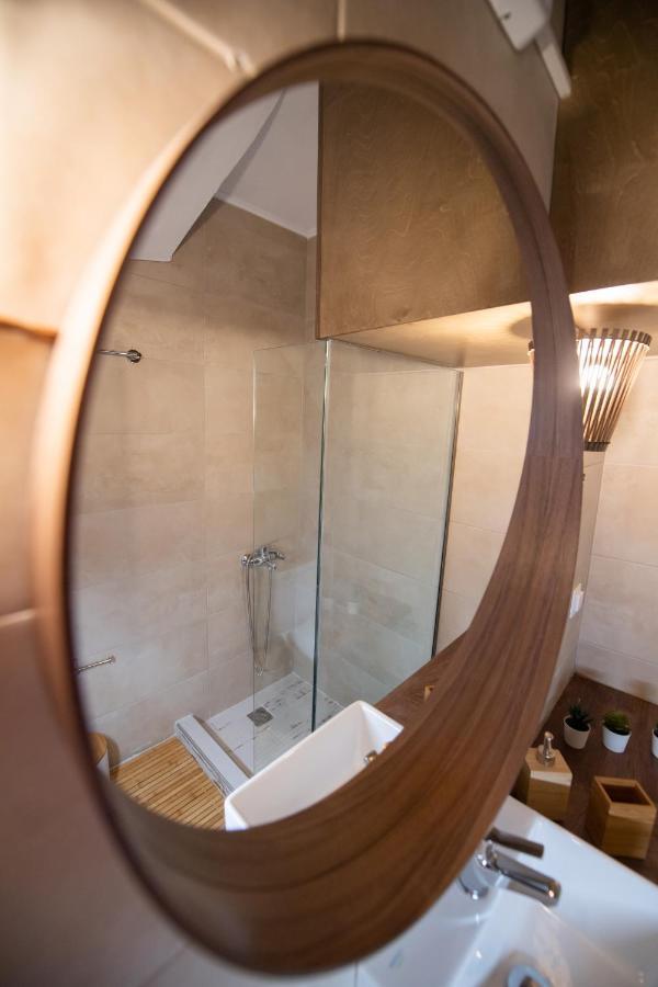 En Lefko Boutique Apartments นิเกียนา ภายนอก รูปภาพ