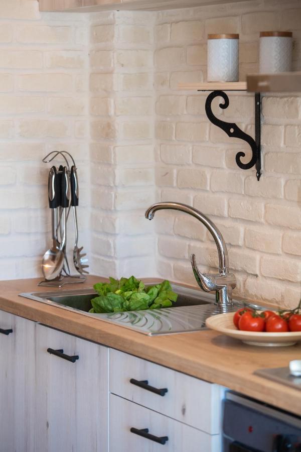 En Lefko Boutique Apartments นิเกียนา ภายนอก รูปภาพ