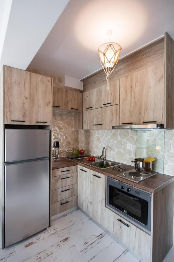 En Lefko Boutique Apartments นิเกียนา ภายนอก รูปภาพ